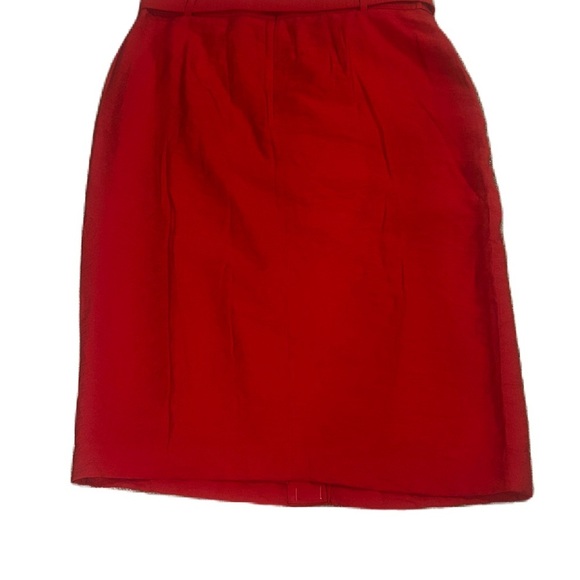 NWT Ann Taylor Red Pencil Skirt with Button Detail Attached Belt Sz. 10 - Picture 4 of 8